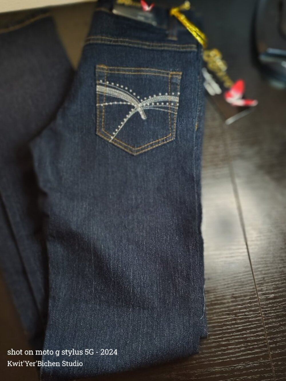Women's Dark Jeans with Embellished Pockets